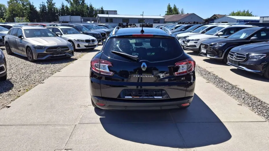 RENAULT Megane -