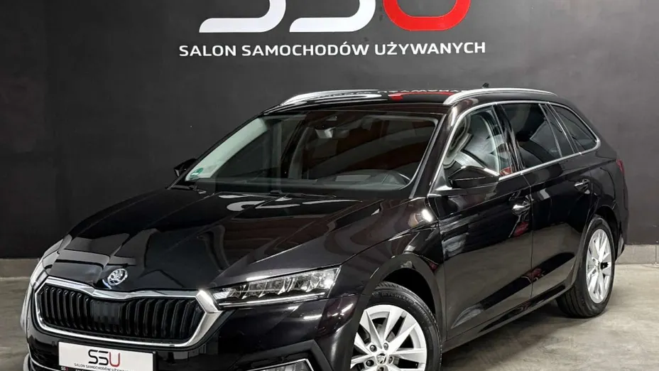 SKODA Octavia -
