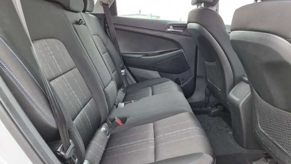HYUNDAI Tucson -