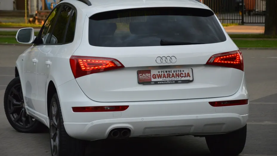 AUDI Q5 -