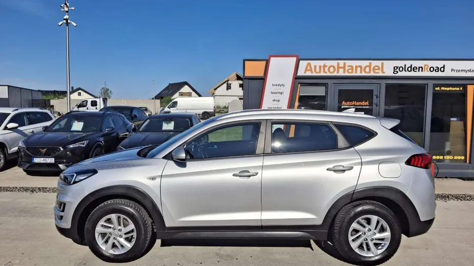 HYUNDAI Tucson -