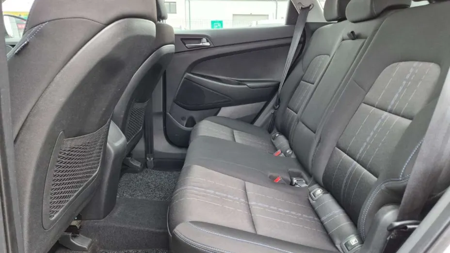 HYUNDAI Tucson -