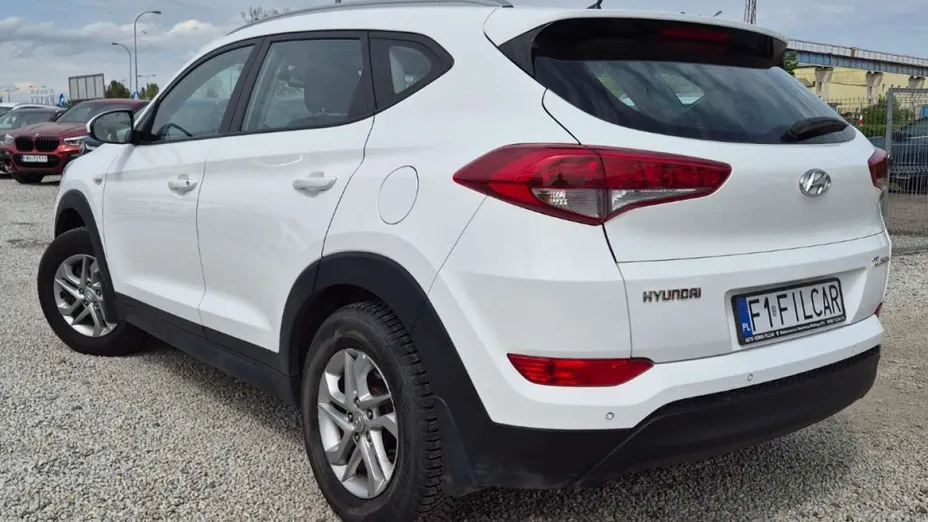 HYUNDAI Tucson -