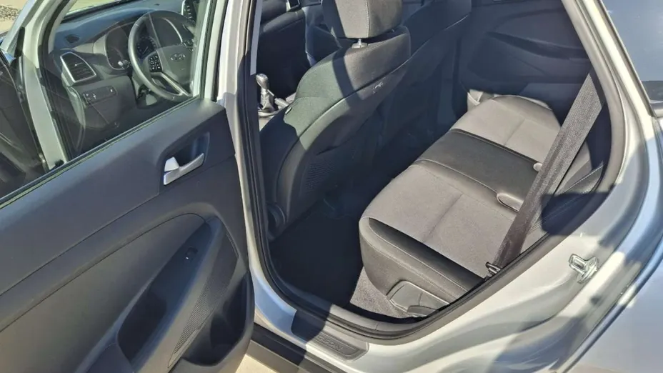 HYUNDAI Tucson -