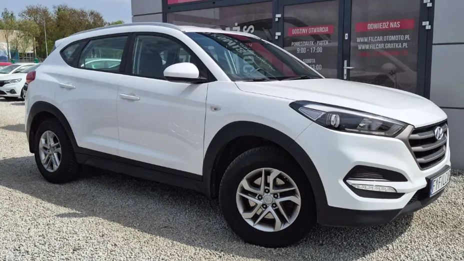 HYUNDAI Tucson -