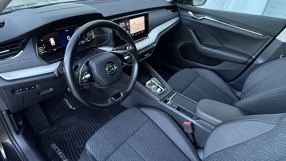 SKODA Octavia -