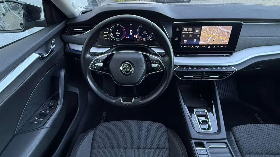 SKODA Octavia -