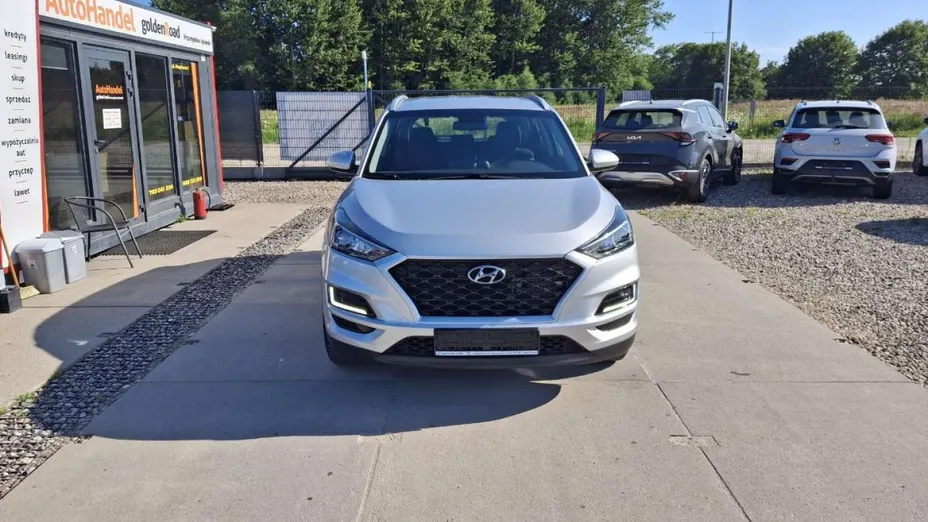 HYUNDAI Tucson -