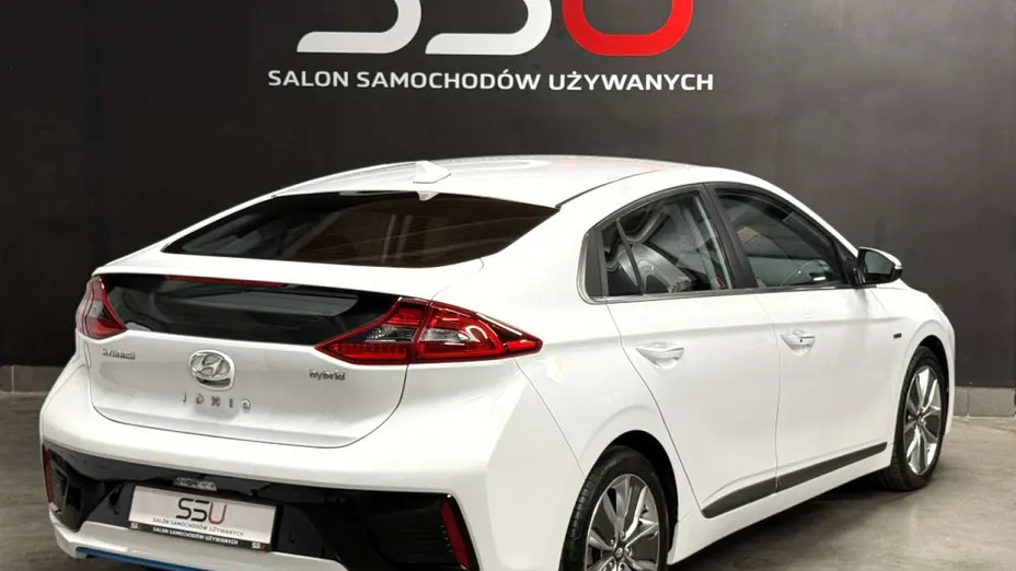 HYUNDAI Ioniq -