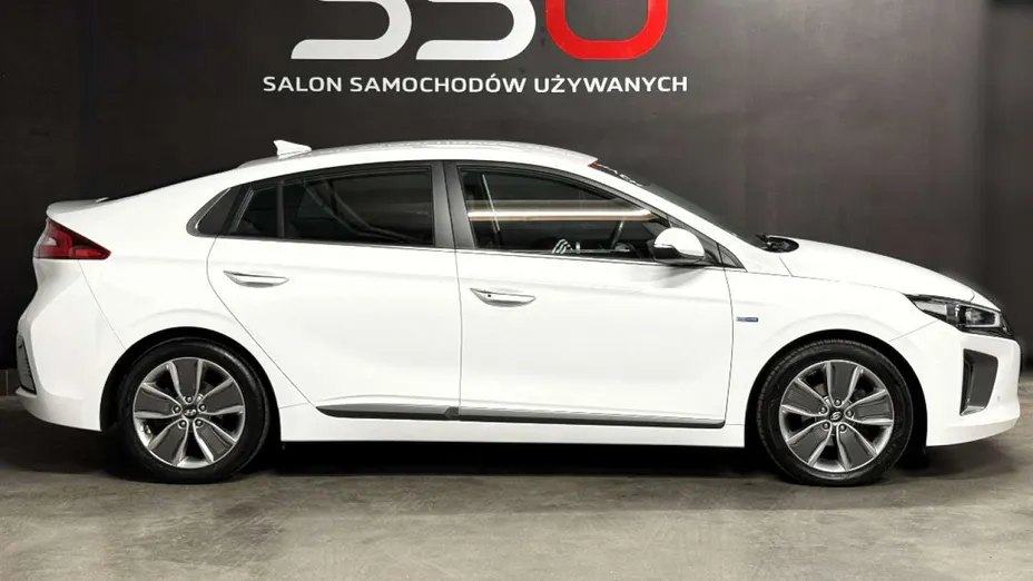HYUNDAI Ioniq -
