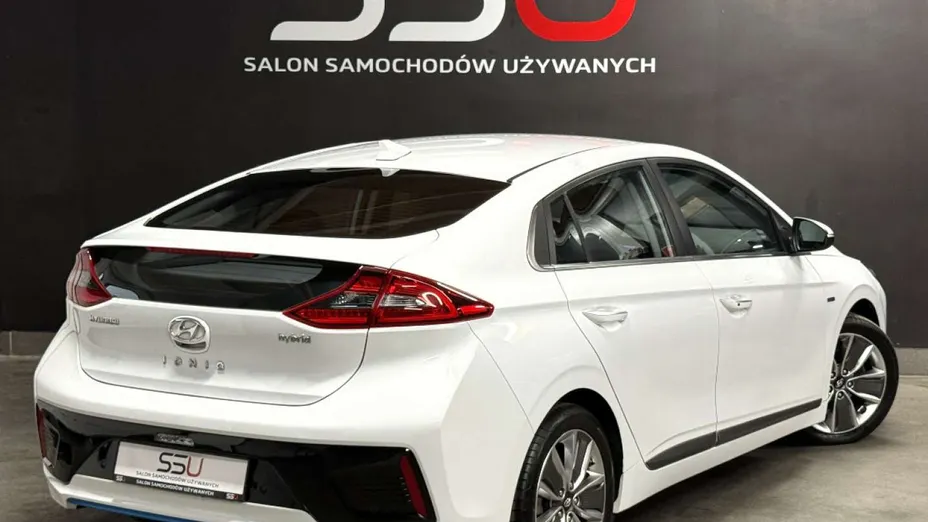 HYUNDAI Ioniq -