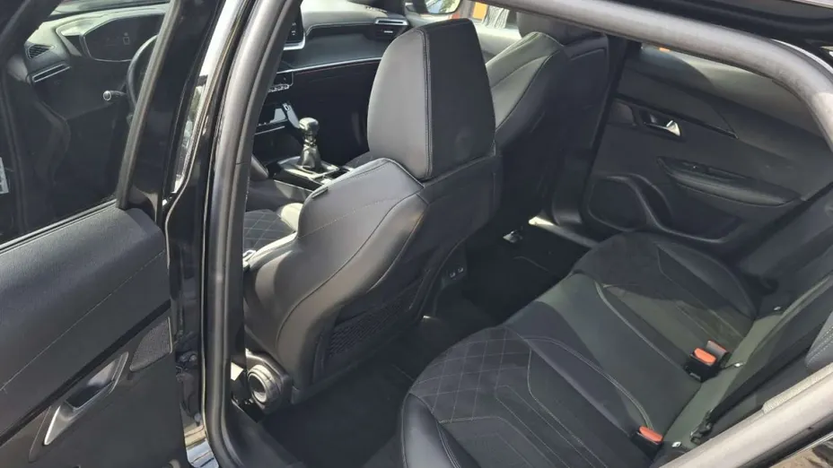 PEUGEOT 2008 -