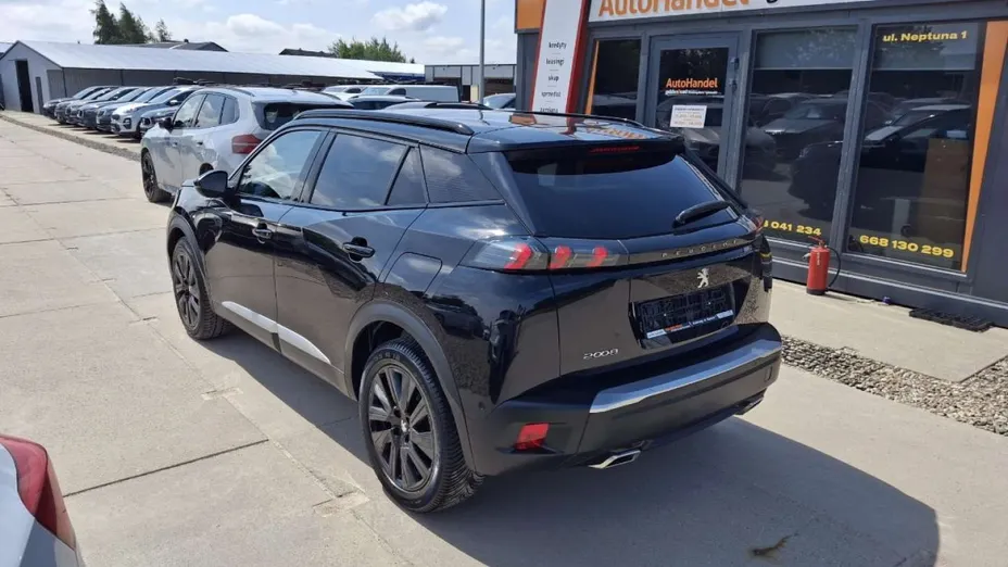 PEUGEOT 2008 -