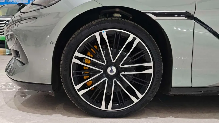 DENZA Z9 GT -