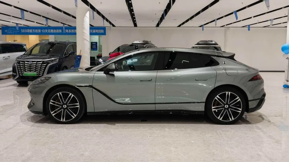 DENZA Z9 GT -