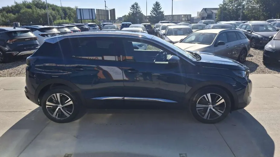 PEUGEOT 3008 -