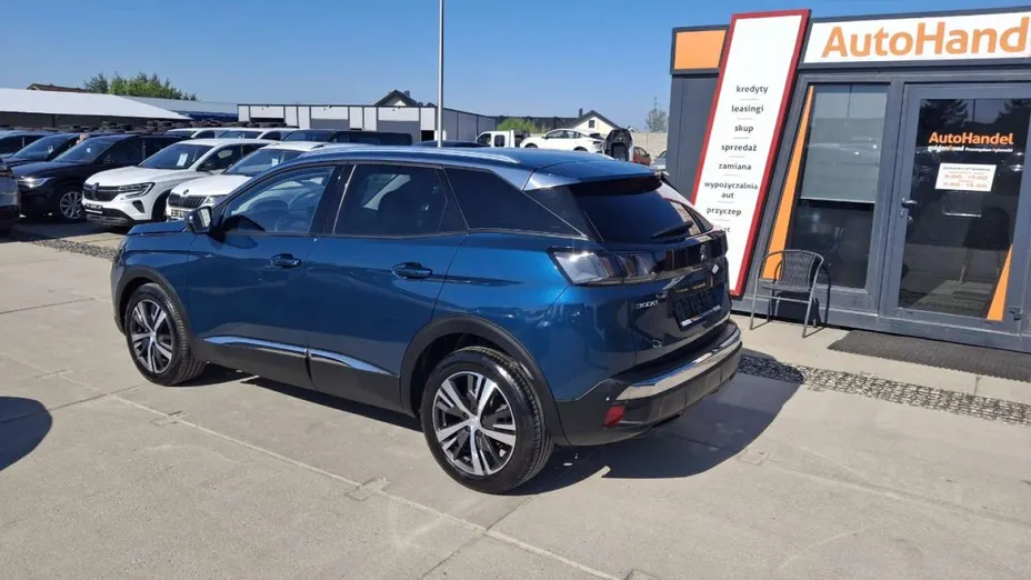 PEUGEOT 3008 -