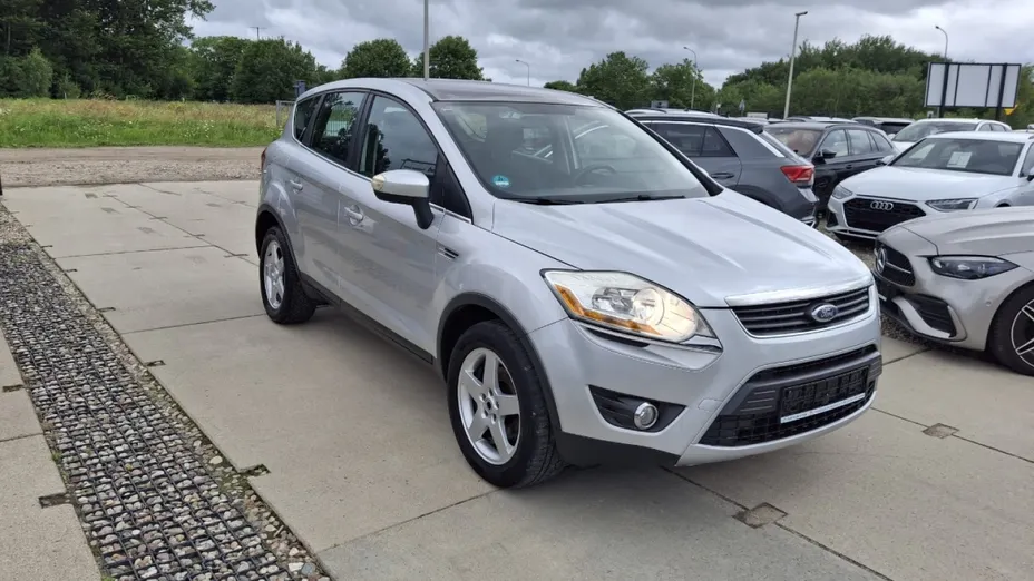 FORD Kuga -