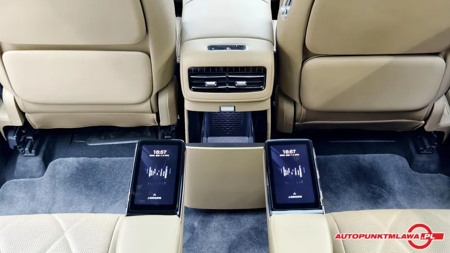 BYD Yangwang U8 -