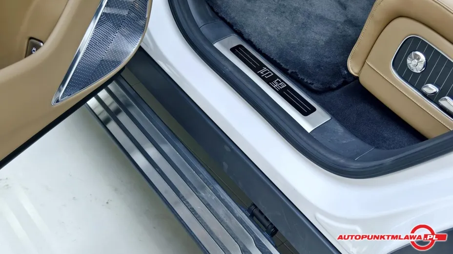 BYD Yangwang U8 -
