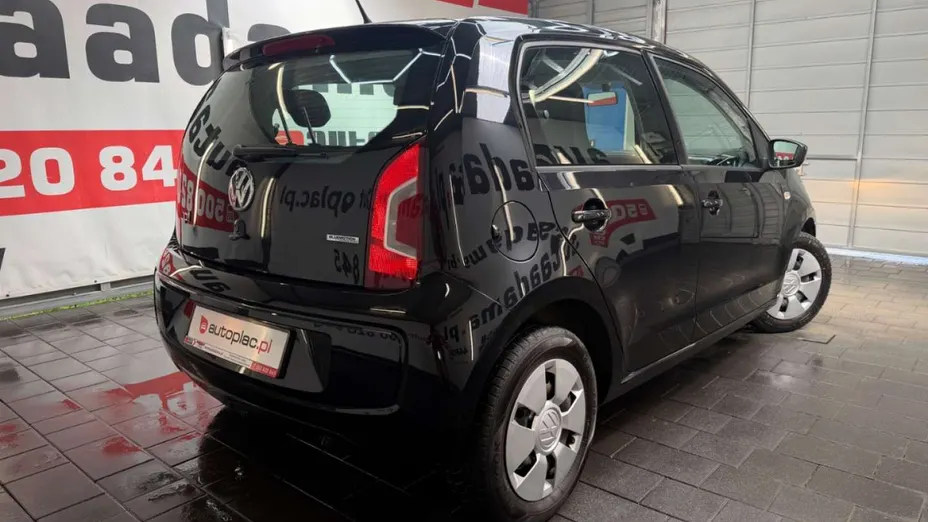 VOLKSWAGEN up! -