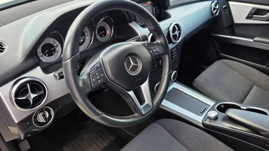 MERCEDES-BENZ GLK -