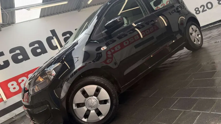 VOLKSWAGEN up! -