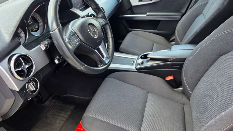 MERCEDES-BENZ GLK -
