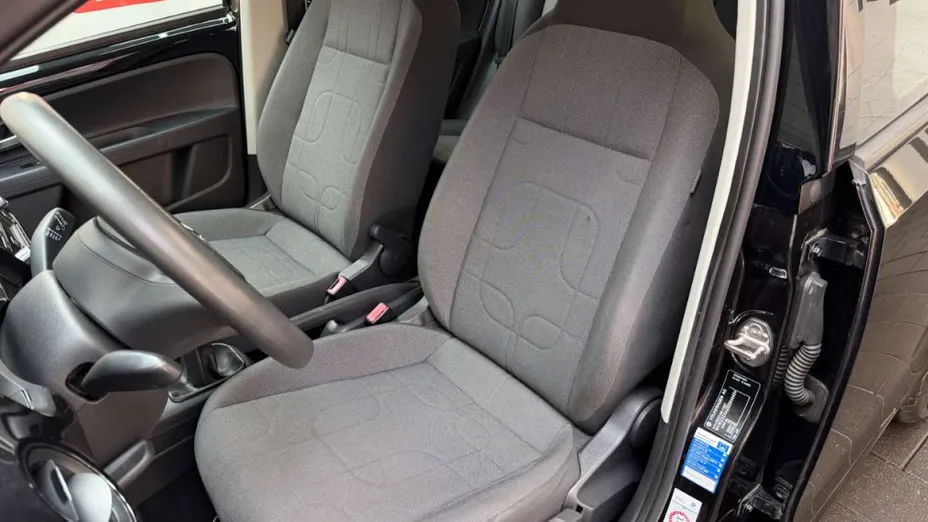 VOLKSWAGEN up! -