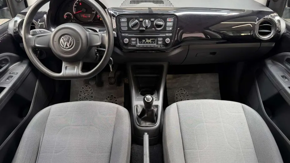 VOLKSWAGEN up! -