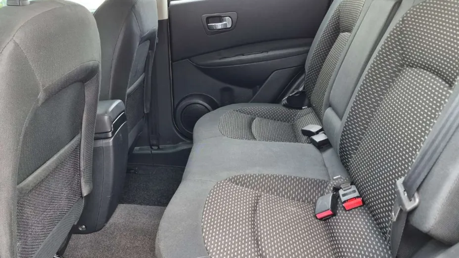 NISSAN Qashqai -
