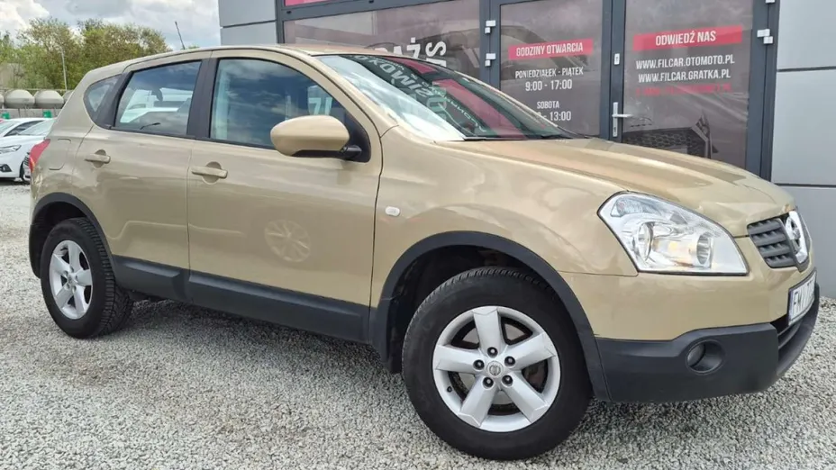 NISSAN Qashqai -