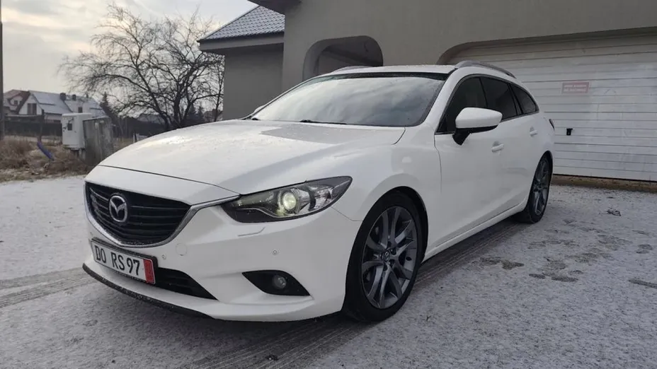 MAZDA 6 -