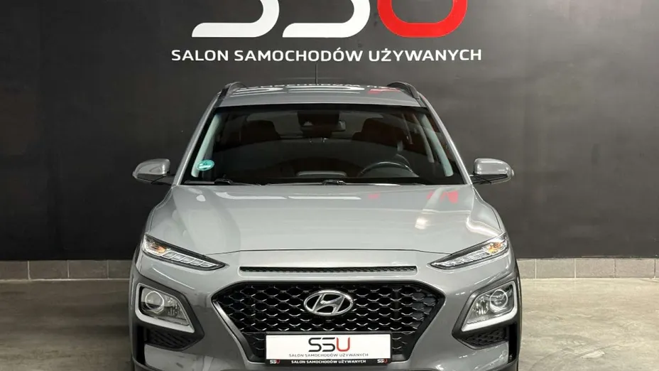 HYUNDAI Kona -