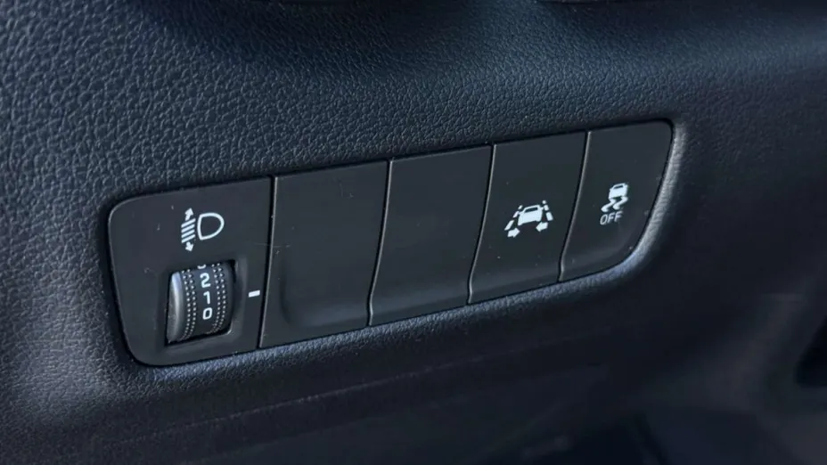 HYUNDAI Kona -