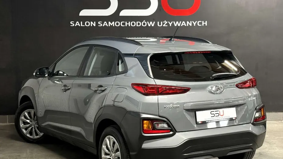 HYUNDAI Kona -