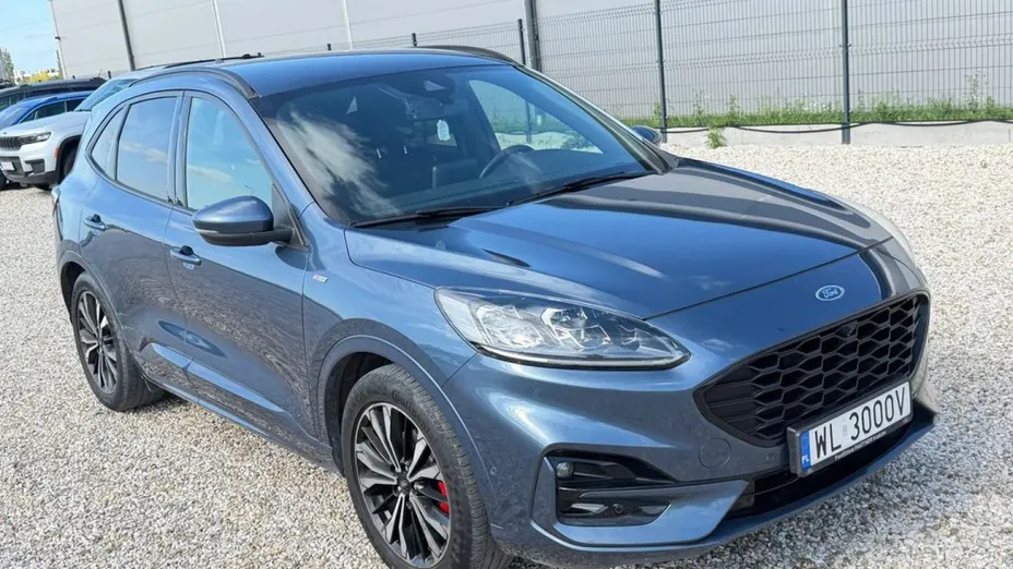 FORD Kuga -