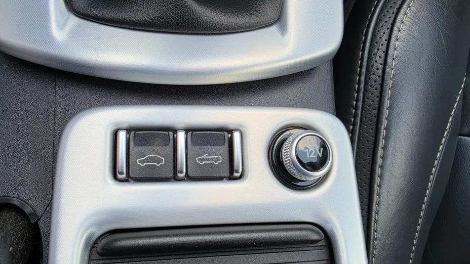 VOLVO C70 -