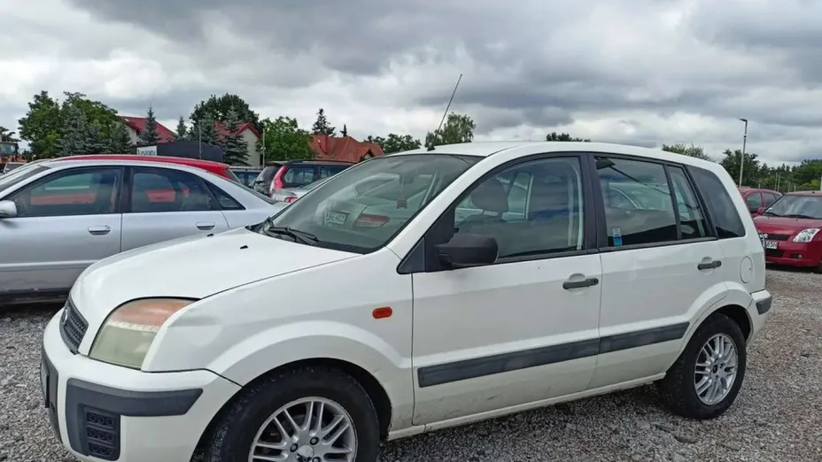 FORD Fusion -