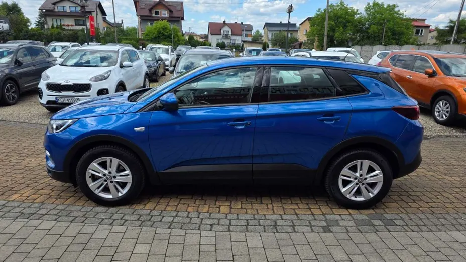 OPEL Grandland X -