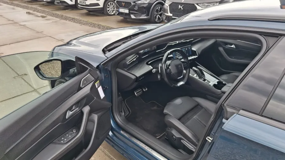 PEUGEOT 508 -