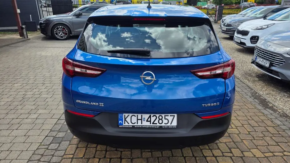 OPEL Grandland X -