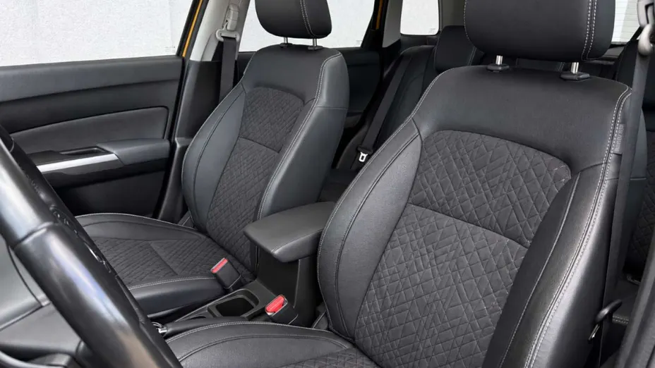 SUZUKI Vitara -