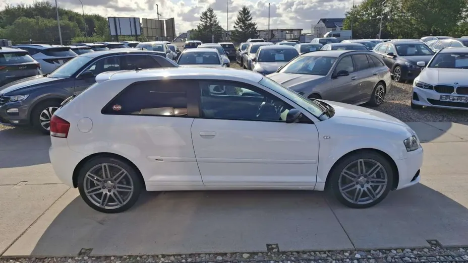 AUDI A3 -