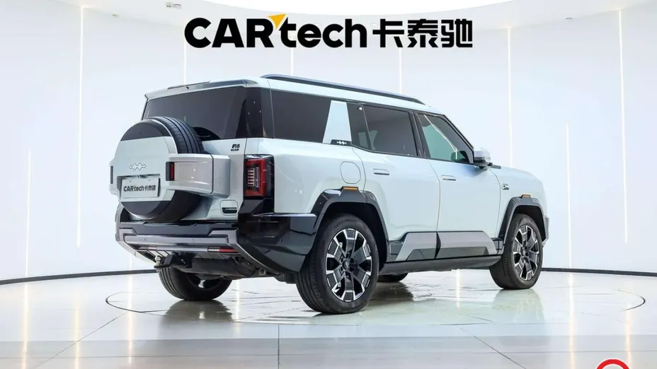 BYD Leopard 8 -
