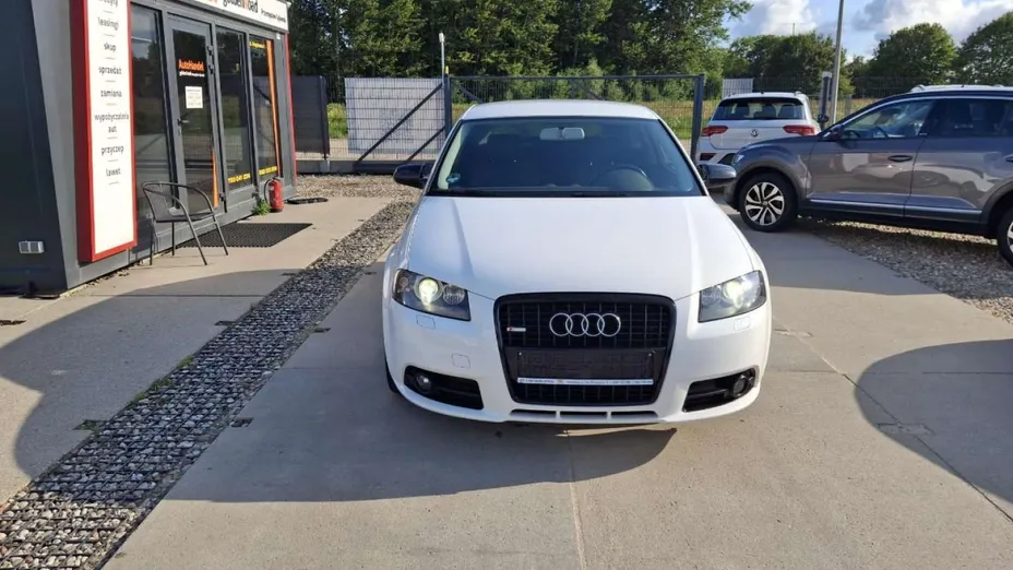 AUDI A3 -