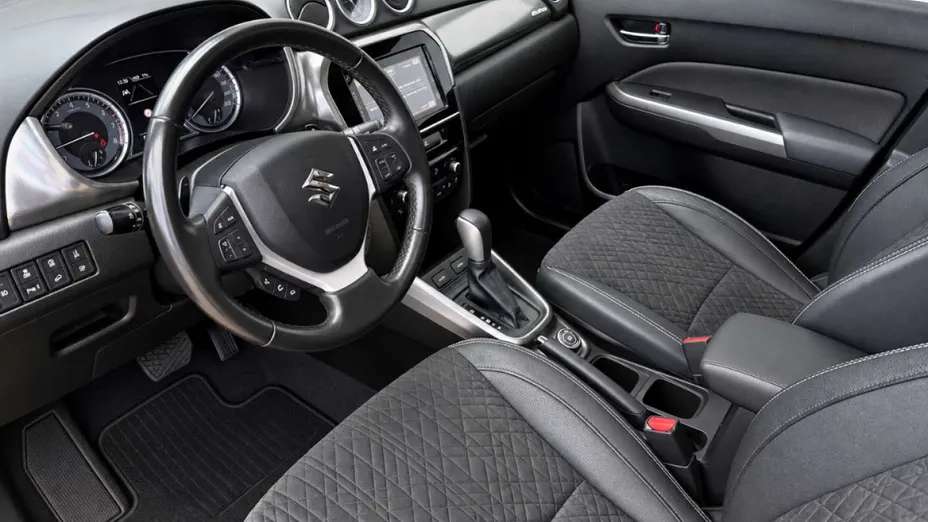 SUZUKI Vitara -