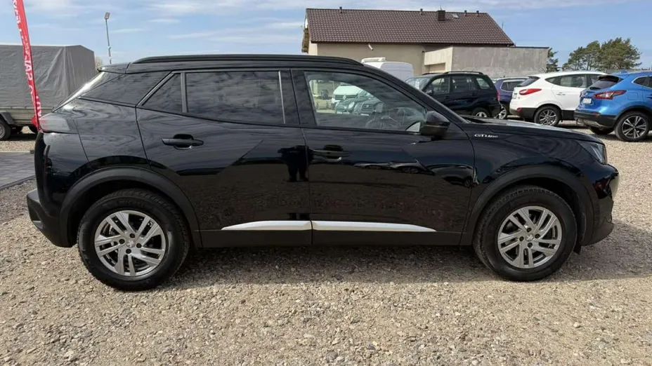 PEUGEOT 2008 -