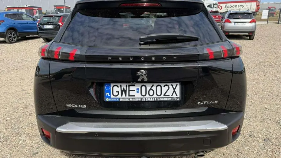 PEUGEOT 2008 -