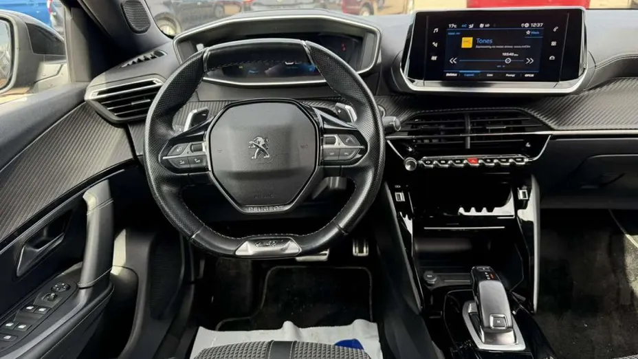 PEUGEOT 2008 -